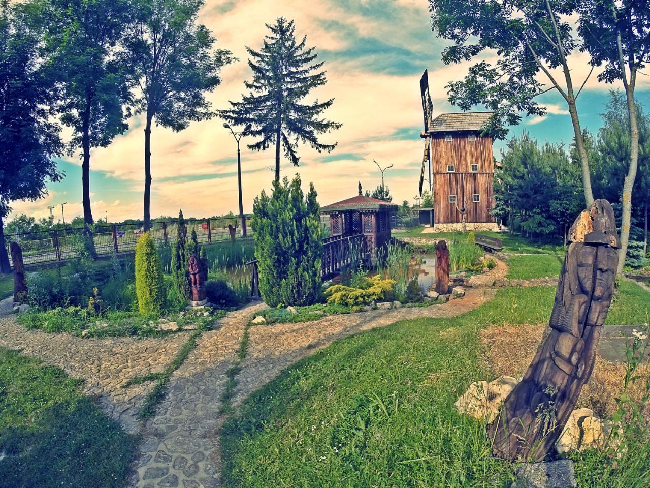Noclegi Przy Restauracji Klemens Szczebrzeszyn Bagian luar foto